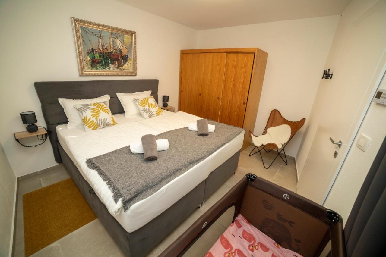 Apartment Lucky Izola Esterno foto
